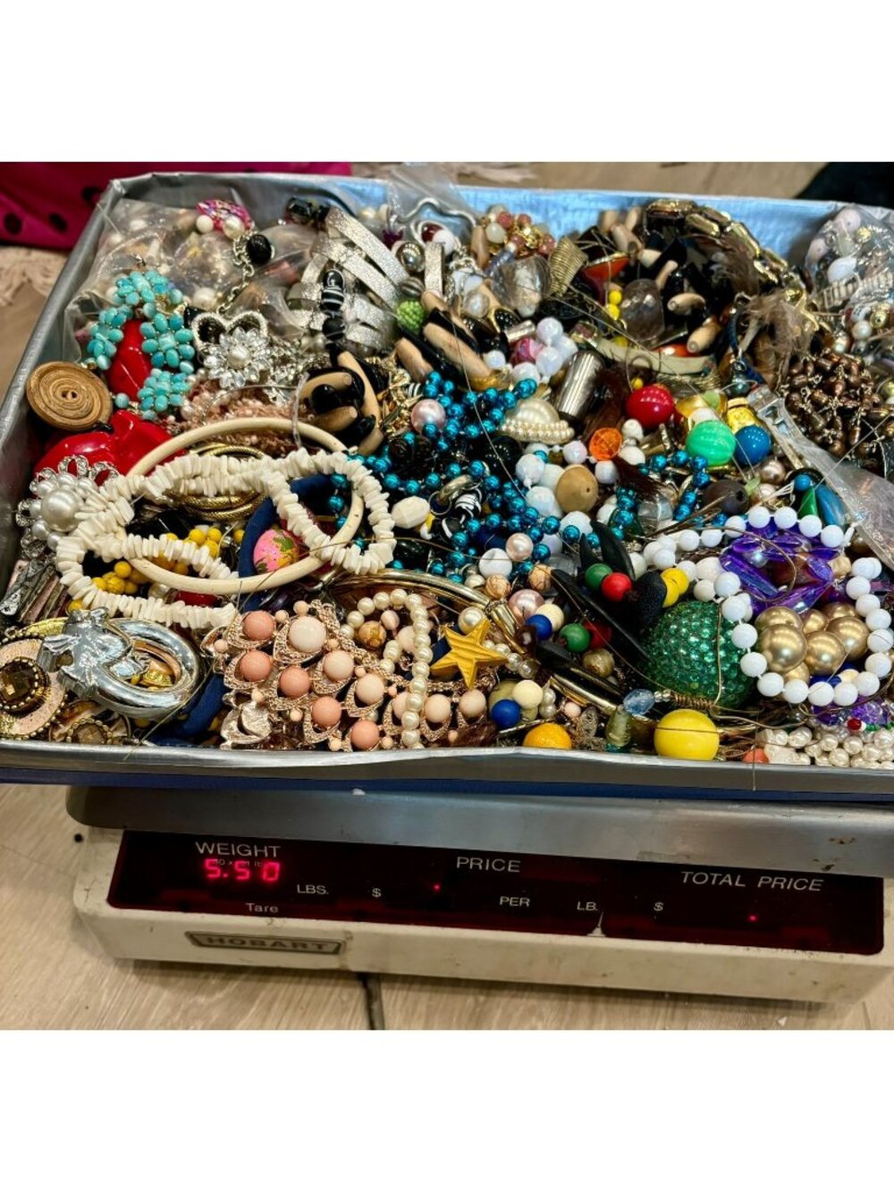 5+ Pounds Vtg-MOD Costume Jewelry Craft Repurpose Scrap Beads Repair-Lot 641